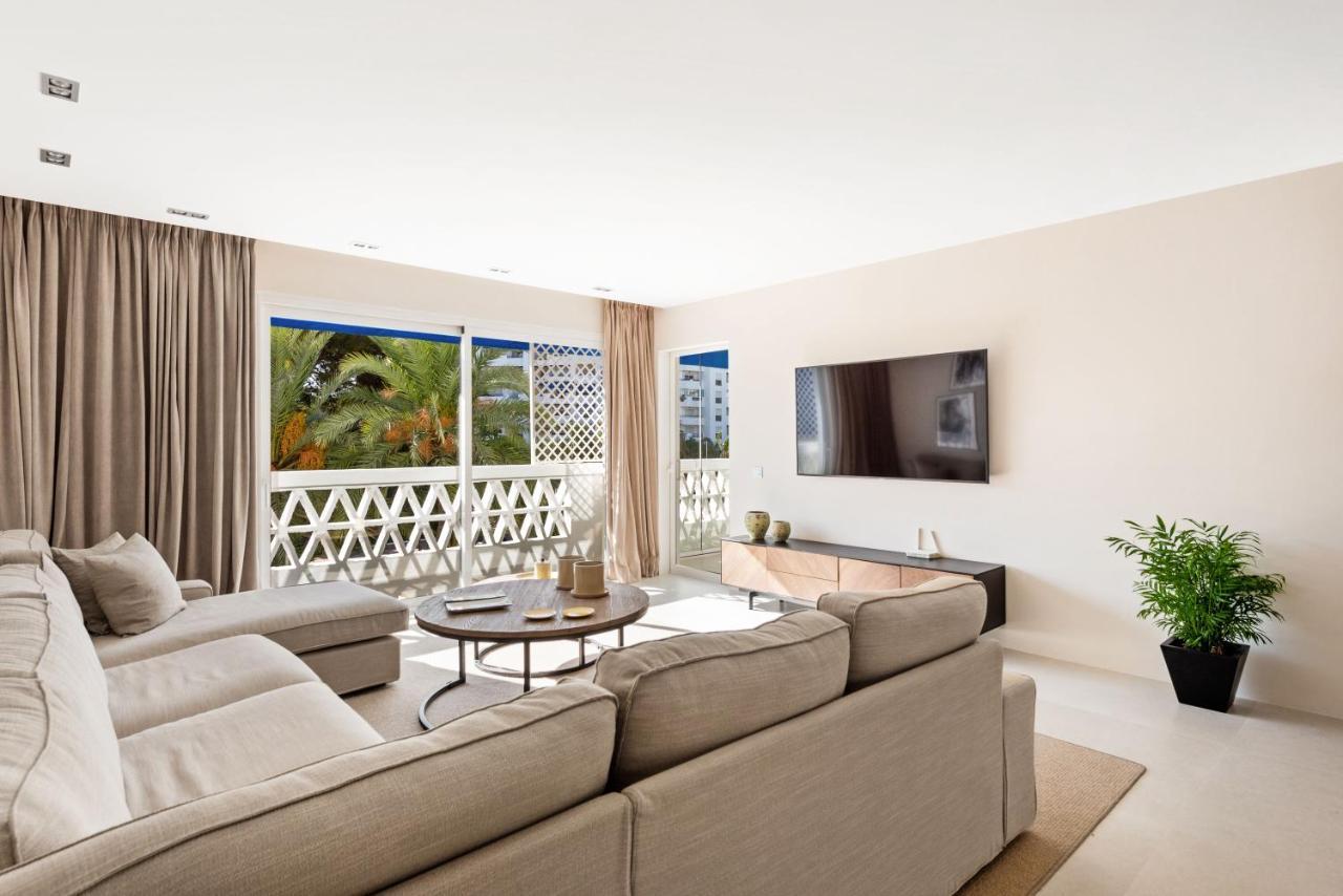 Lujoso Apartamento De 2 Dormitorios En Banus Marbella Luaran gambar